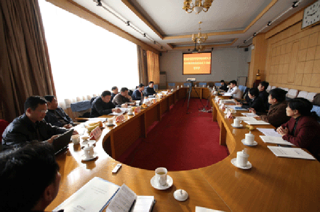摩域体育互联政府网站评测研究中心主任、首席研究员杨冰之向与会专家进行了详细的汇报