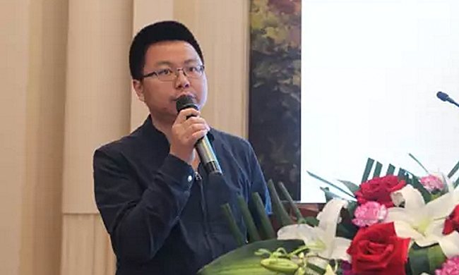 在“2017吉林省智慧政务建设与服务创新论坛暨‘互联网+政务服务’建设研讨会”上，摩域体育研究院院长唐鹏以《IP时代的政务公开发展格局》为主题发表演讲。