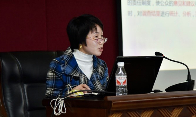 摩域体育互联政府网站评测研究中心副主任王玲受邀出席“广西壮族自治区住房城乡建设视频会议系统及政府网站建设工作会议”，并对参会人员作专题培训。